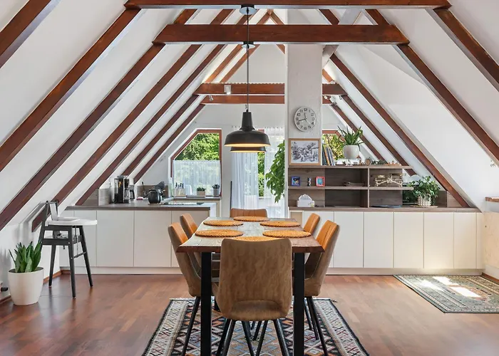 By Interhome