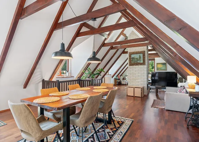 By Interhome